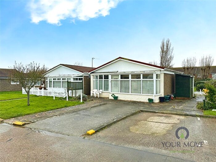 2 Bedroom Bungalow For Sale In Shannon Way, Eastbourne, East Sussex, BN23