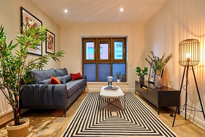 1 Bedroom Apartment To Rent In Millwrights Place, Bristol Bristol, BS1