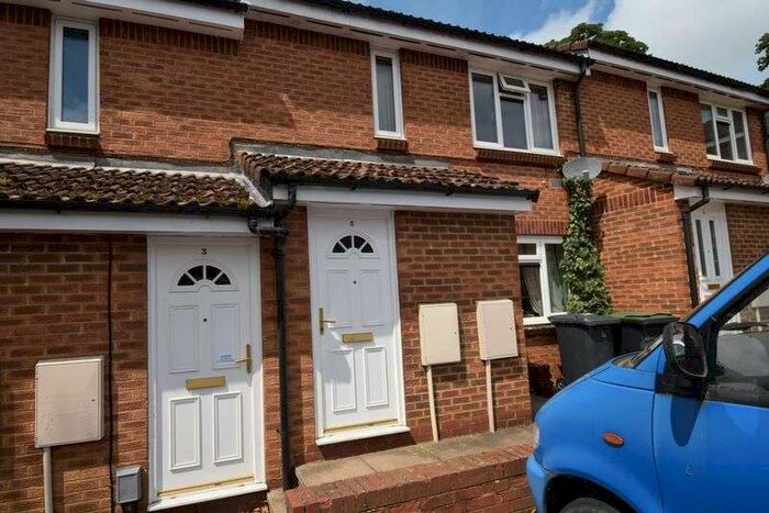 1 Bedroom Property To Rent In Petley Close, Flitwick, MK45