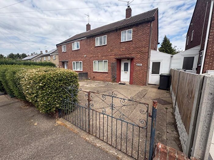 3 Bedroom Semi Detached House For Sale In Arundel Road, Peterborough, PE4