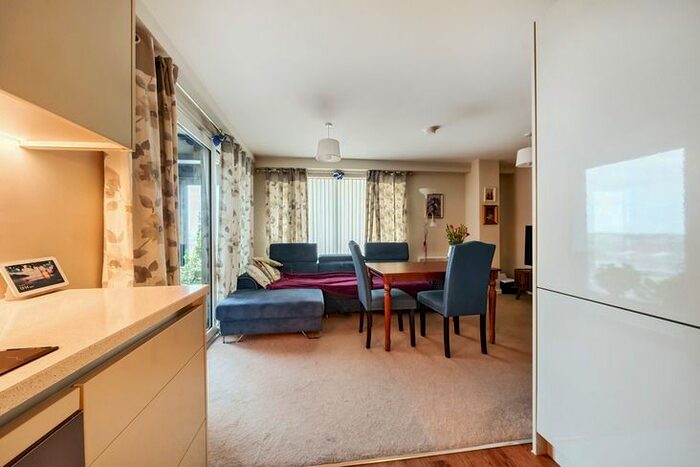 1 Bedroom Flat For Sale In Movia Apartments, Uxbridge, Greater London, UB8