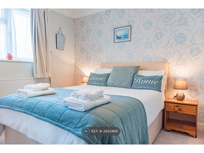 3 Bedroom Semi-detached House To Rent In Whitehall Bridge Road, Canterbury, CT2