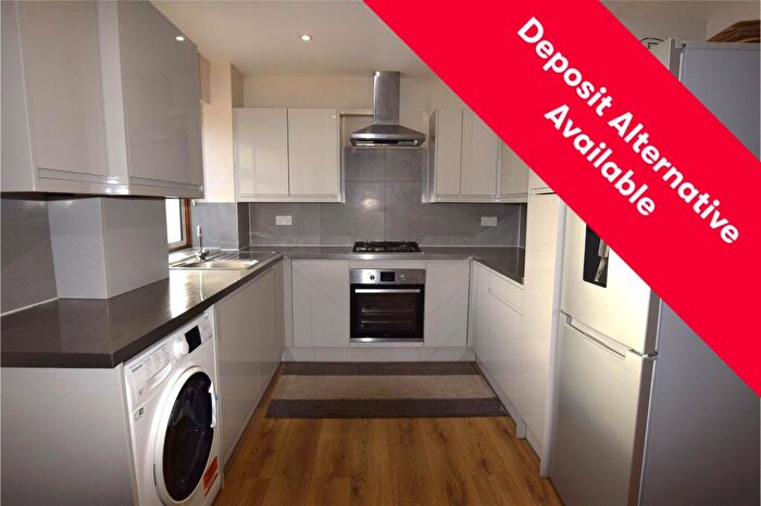 2 Bedroom Apartment To Rent In Prestwood Avenue, Harrow, HA3