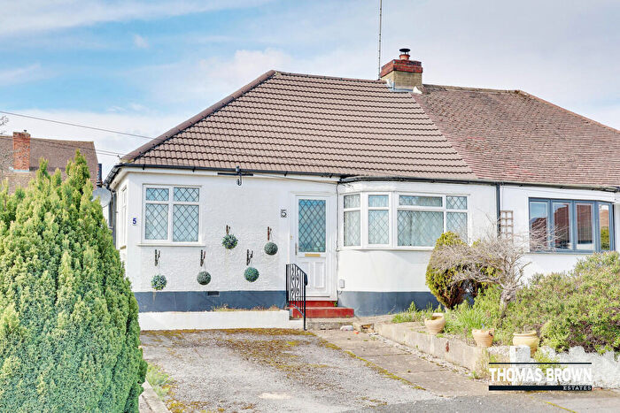 2 Bedroom Semi-Detached Bungalow For Sale In Perry Hall Close, Orpington, BR6