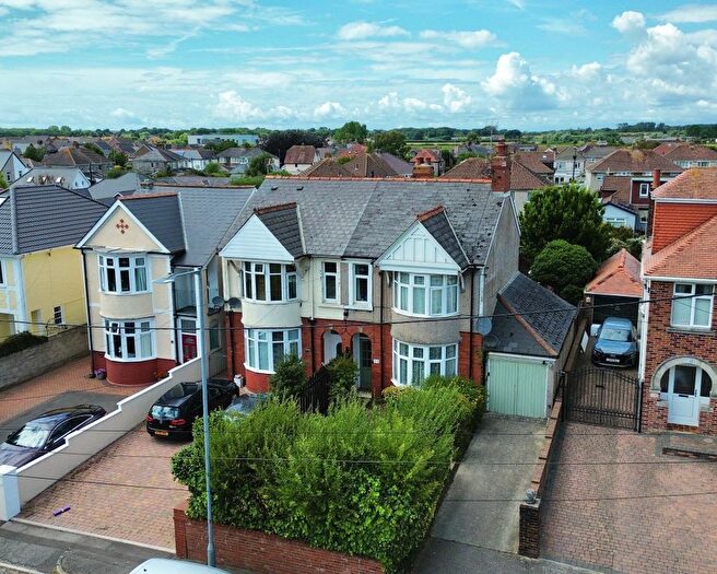 4 Bedroom Semi-Detached House For Sale In Bridgend Road, Porthcawl, CF36