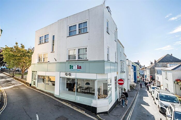 3 Bedroom Flat To Rent In Monmouth Street, Lyme Regis, DT7