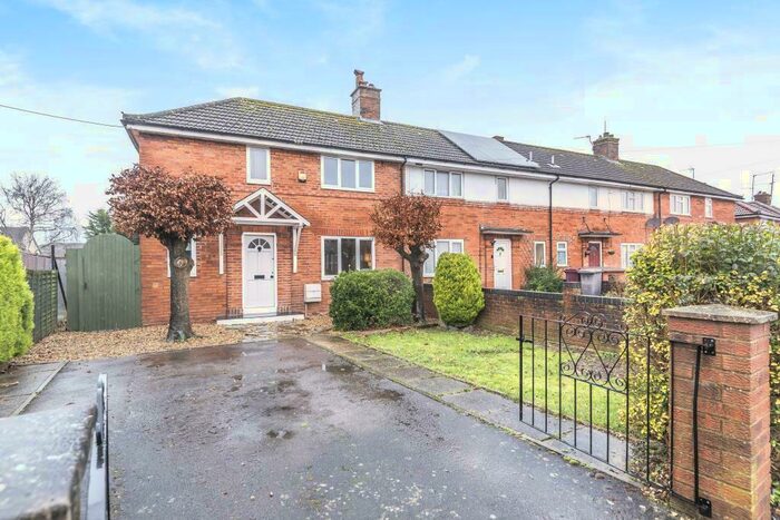 2 Bedroom Semi-Detached House To Rent In Reading, Berkshire, RG2