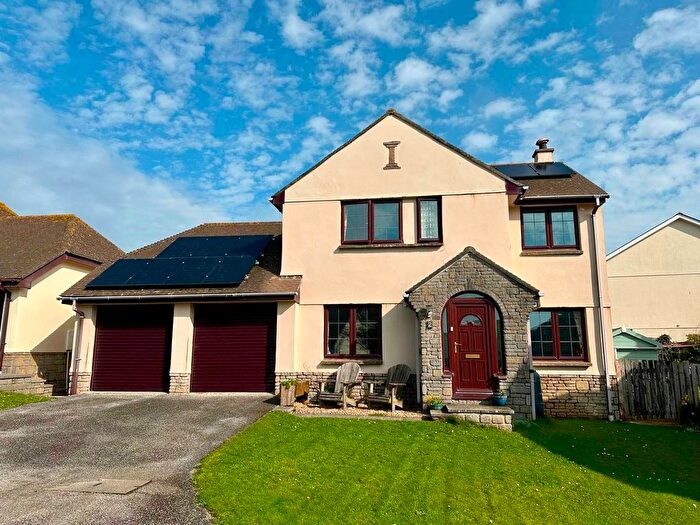 4 Bedroom Detached House For Sale In Gwel An Garrek, Helston, TR12