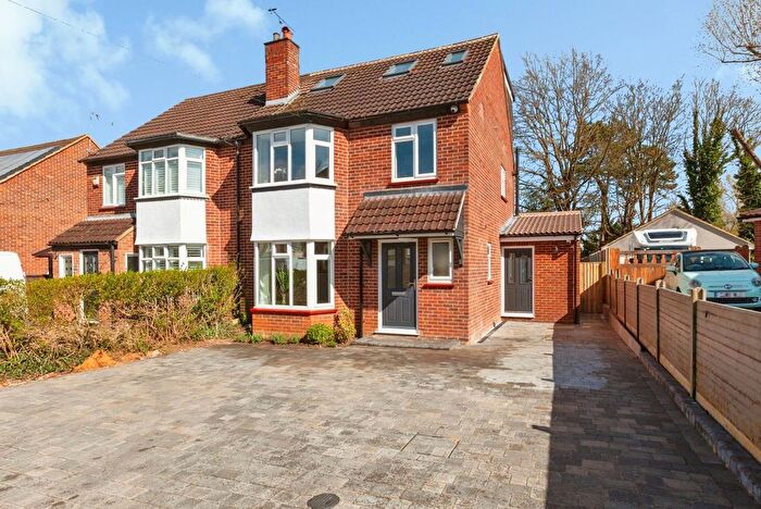 4 Bedroom Semi Detached House For Sale In Shirley Road, Maidenhead, Berkshire, SL6