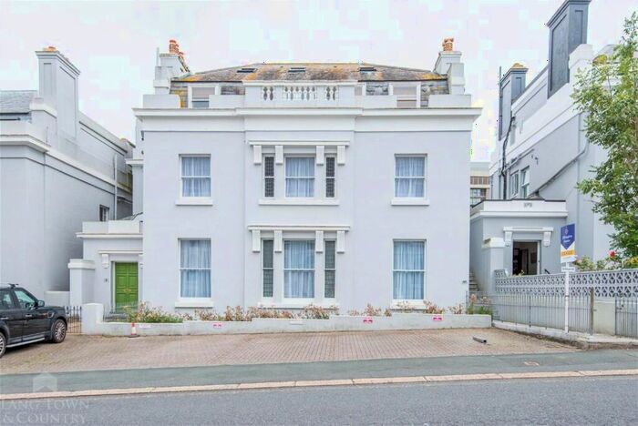 2 Bedroom Apartment To Rent In The Hoe, Plymouth, PL1