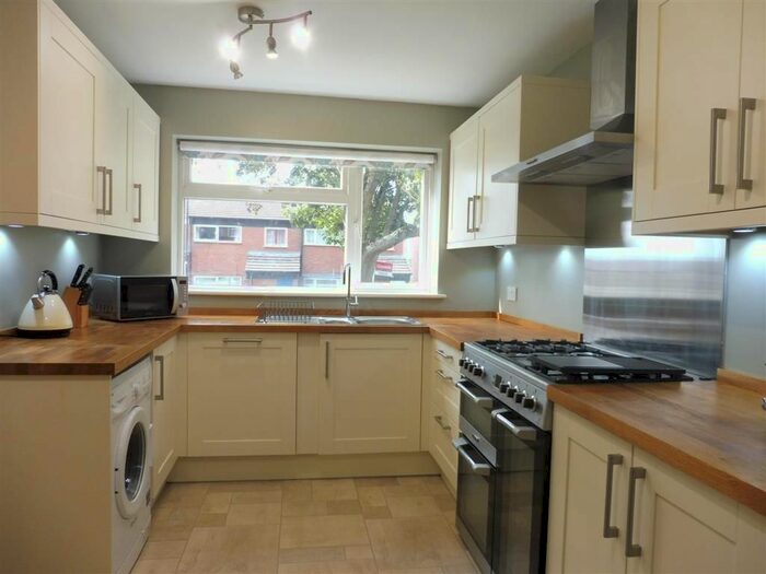 3 Bedroom Property To Rent In Buckley Road, Leamington Spa, CV32