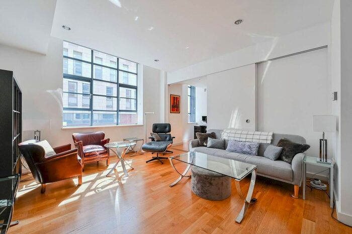 2 Bedroom Flat To Rent In Blandford Street, Marylebone, London, W1U