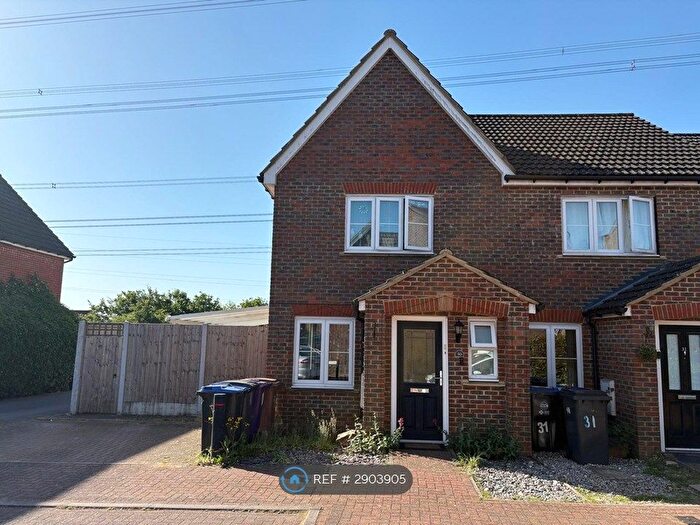 2 Bedroom End Of Terrace House To Rent In Cotswold Drive, Stevenage, SG1