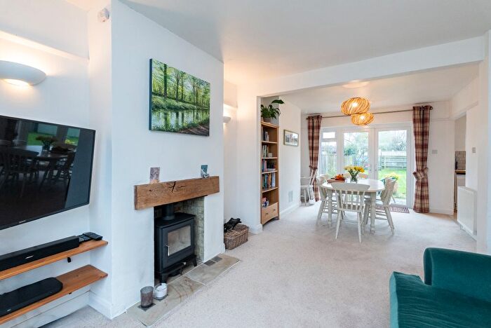 3 Bedroom Semi-detached House For Sale In Glenfield Road, Brockham, RH3