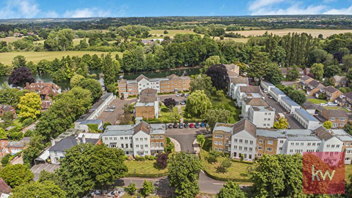 3 Bedroom Apartment For Sale In Braybank, Bray, Maidenhead, Berkshire, SL6