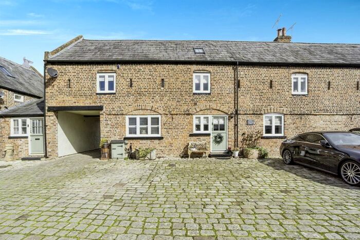 3 Bedroom Barn Conversion For Sale In Old Hall Lane, Puddington, Neston, CH64