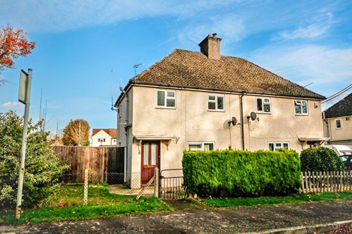 2 Bedroom Property For Sale In Preston Lane, Lyneham, Chippenham, Wiltshire, SN15