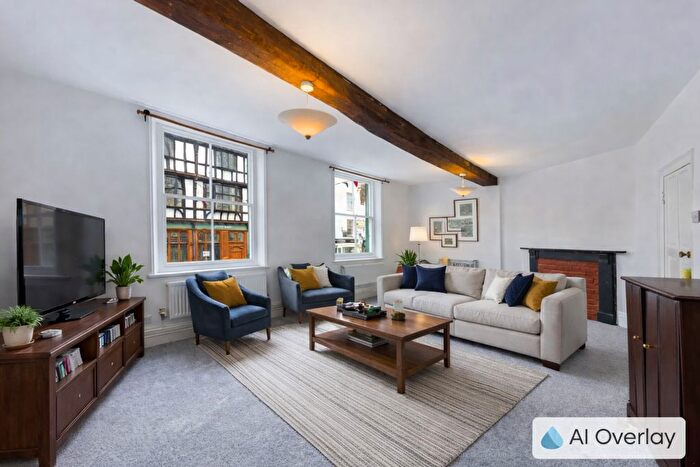 4 Bedroom Flat To Rent In High Street, Tewkesbury, Glos, GL20