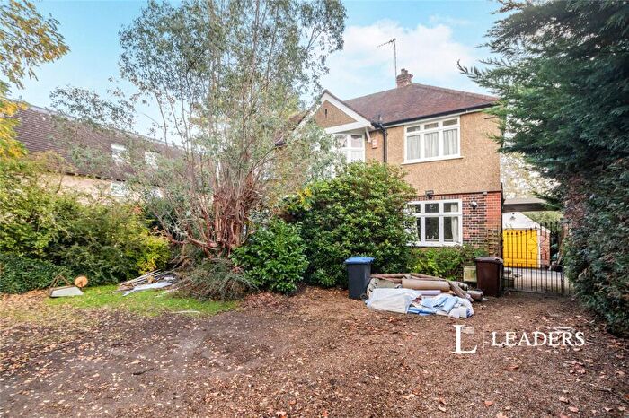 4 Bedroom House To Rent In Church Road, Addlestone, KT15