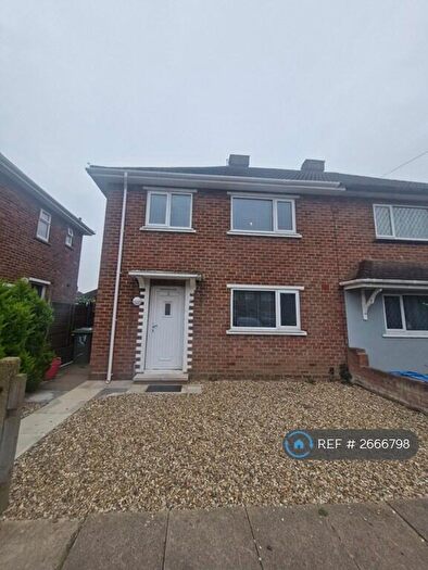 3 Bedroom Semi Detached House To Rent In Thoresby Place, Cleethorpes, DN35