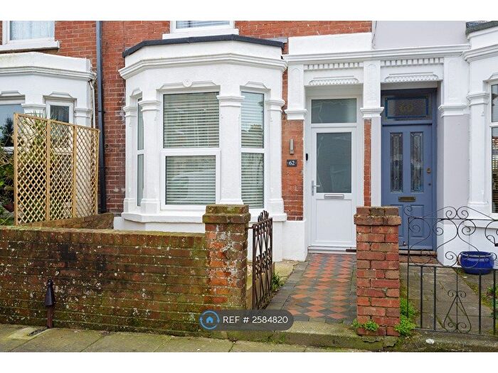 3 Bedroom Terraced House To Rent In Henderson Road, Southsea, PO4