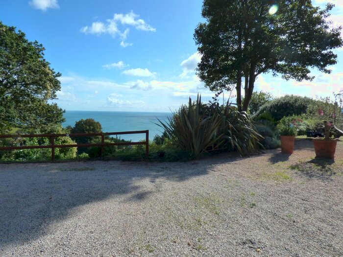 1 Bedroom Flat To Rent In Teignmouth Road, Maidencombe, Torquay, TQ1