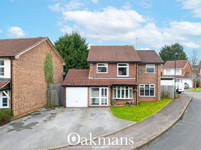 4 Bedroom Detached House For Sale In Hall Dale Close, Birmingham, West Midlands, B28