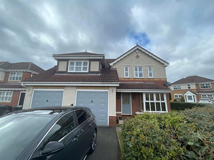 5 Bedroom Detached House To Rent In Bishops Meadow, Sutton Coldfield, B75