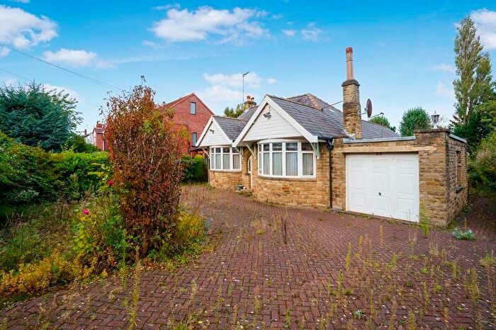 3 Bedroom Bungalow For Sale In Westcombe Avenue, Leeds, LS8