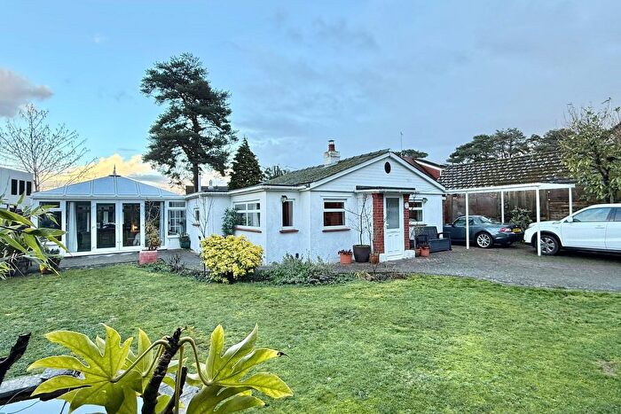 2 Bedroom Detached Bungalow For Sale In Braeside Road, St. Leonards, BH24