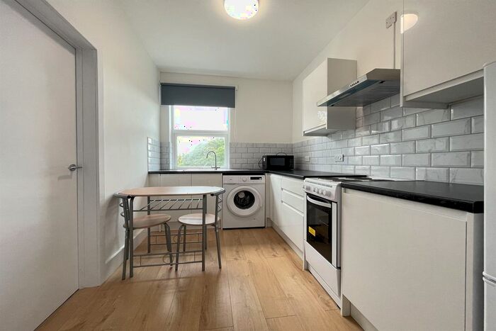 1 Bedroom Flat To Rent In Tavistock Avenue, Mapperley Park, NG3