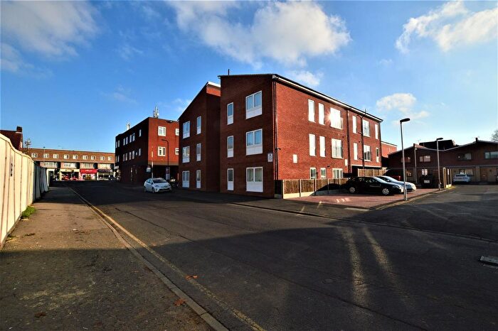 2 Bedroom Flat To Rent In Farnburn Avenue, Slough, SL1