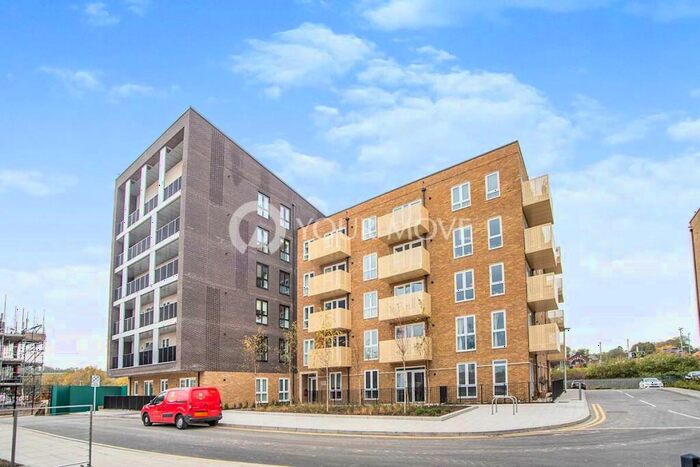 1 Bedroom Flat To Rent In Corys Road, Rochester, Kent, ME1