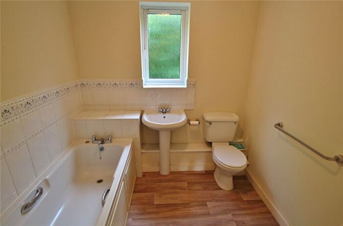 2 Bedroom Apartment To Rent In Wenallt Mansions, Heol Llinos, Thornhill, Cardiff, CF14