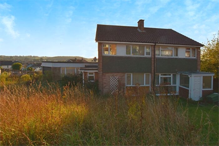 3 Bedroom Semi-Detached House For Sale In Bushmead Avenue, Kingskerswell, Newton Abbot, Devon., TQ12