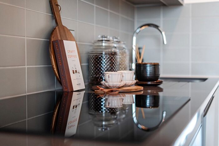 1 Bedroom Flat To Rent In Uncle Leeds, Whitehall Leeds, LS12