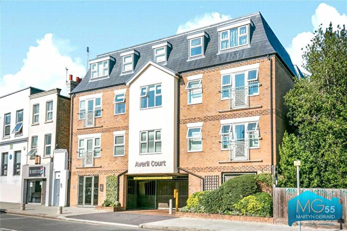 2 Bedroom Apartment To Rent In Averil Court, East End Road, Finchley, London, N3