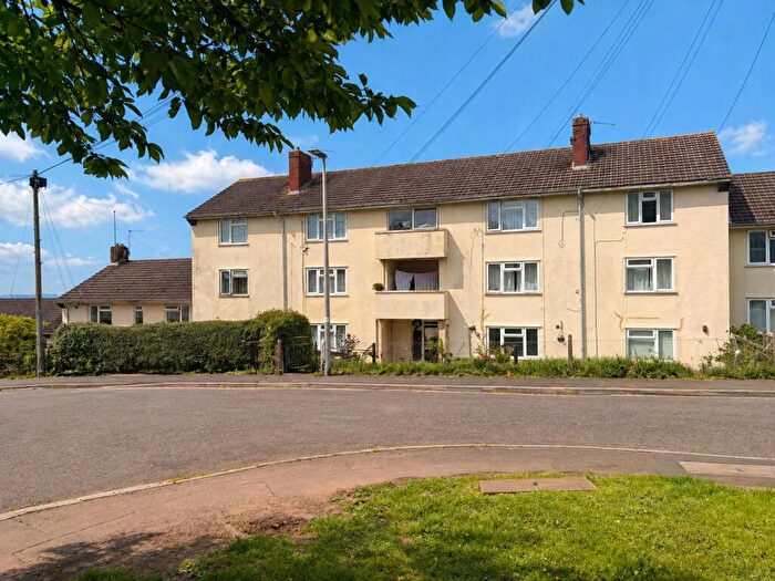 2 Bedroom Apartment For Sale In Queens Avenue, Portishead, North Somerset, BS20