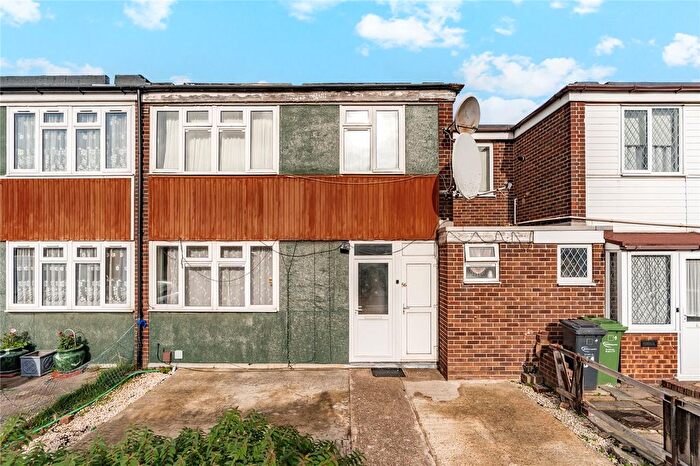 3 Bedroom Terraced House For Sale In Wellington Drive, Dagenham, RM10