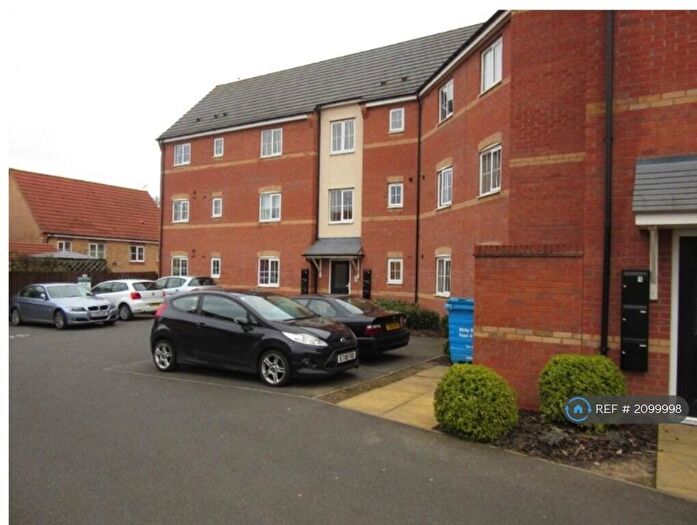 2 Bedroom Flat To Rent In Stackyard Close, Braunstone, Leicester, LE3