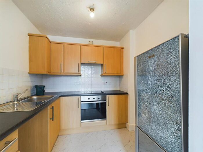 1 Bedroom Flat To Rent In Baliol Road, Hitchin, Hertfordshire, SG4