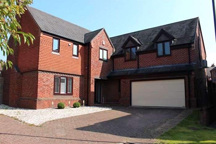5 Bedroom Detached House For Sale In Chandres Court, Allestree, Derby, DE22