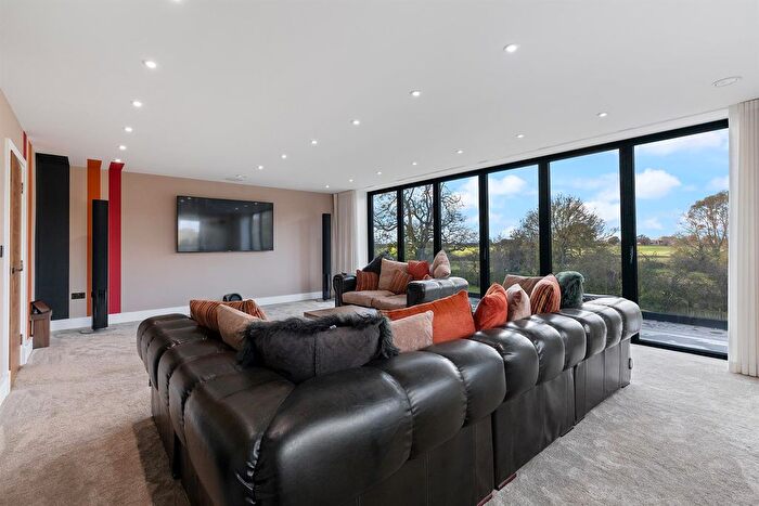 5 Bedroom Detached House For Sale In The Village, Earswick, York, YO32