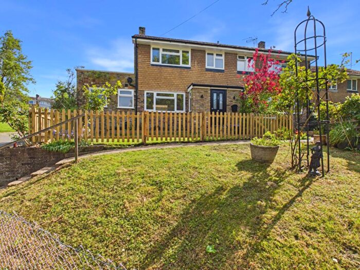 3 Bedroom House For Sale In Hillside Close, Chalfont St. Giles, Buckinghamshire, HP8