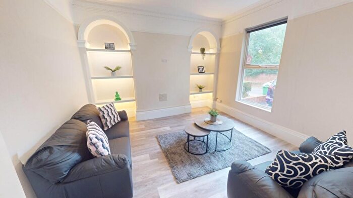 7 Bedroom Terraced House To Rent In Cromwell Street, Nottingham, NG7