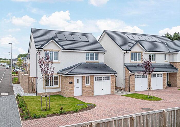 3 Bedroom Detached House For Sale In Bracken Road, Dunfermline, KY11