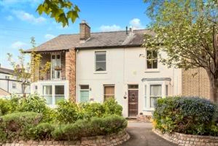 2 Bedroom Terraced House To Rent In City Road, Cambridge, CB1