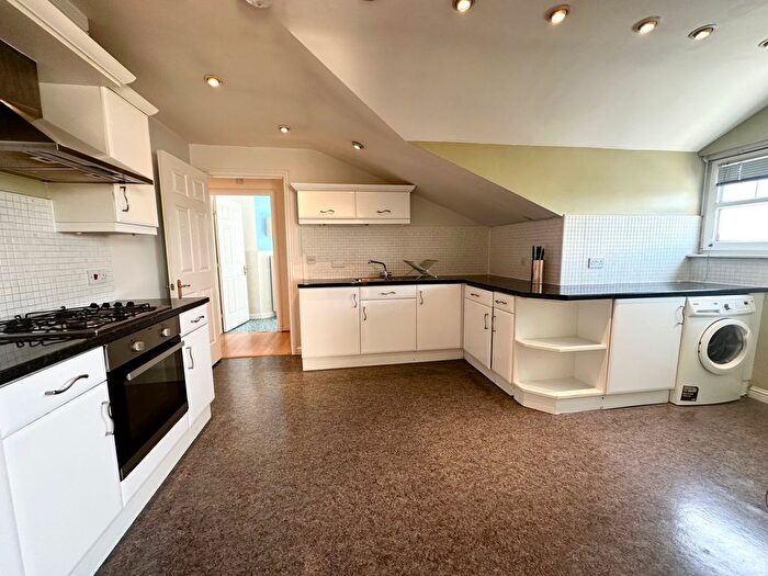 2 Bedroom Flat To Rent In St. Christophers Walk, Wakefield, WF1