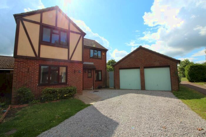 4 Bedroom Detached House To Rent In Wheatfield Drive, Ramsey, PE26