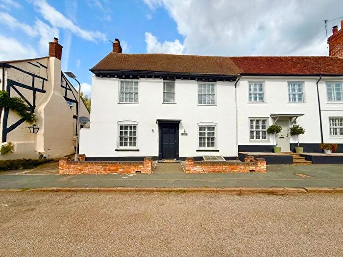 4 Bedroom Cottage For Sale In Watling Street, Little Brickhill, MK17